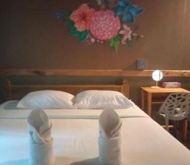Ranong Resort | Cozy Lazy Hut with Ocean View and Family-Friendly Amenities