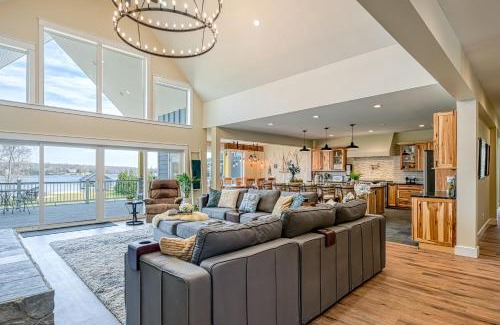 Mineral House | Relaxing Lake Retreat with Family-Friendly Amenities