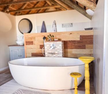 Still Bay Villa | Lazy Lemon