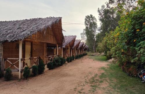 Kamalapur House | Affordable Stay at Lazy Panda: Pet Friendly & Family Ready
