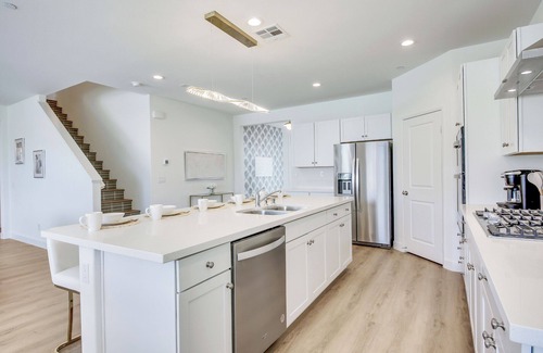 Coachella House | Family Fun Awaits: Lazy River, Gameroom & Pickleball