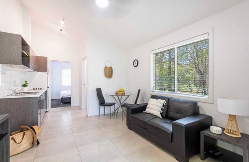 Yamba Apartment | Cozy Oceanfront Retreat - Lazy Woods Two Awaits You