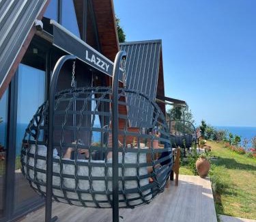 Ardesen Ski Chalet | Relax at Lazzy Bungalov by the Black Sea’s Family-Friendly Vibes