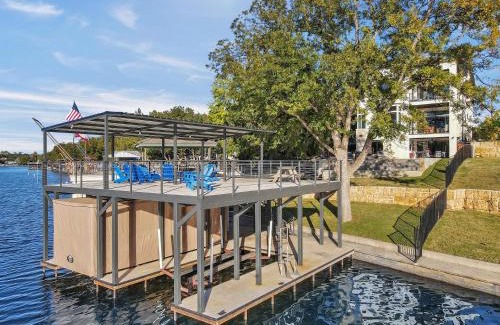 Burnet House | LBJ Bliss Retreat: Heated Pool, Hot Tub & Game Rooms