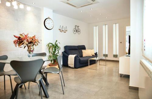 San Pablo Apartment | Pet-Friendly Retreat at LC Las Armas - Rated 9/10
