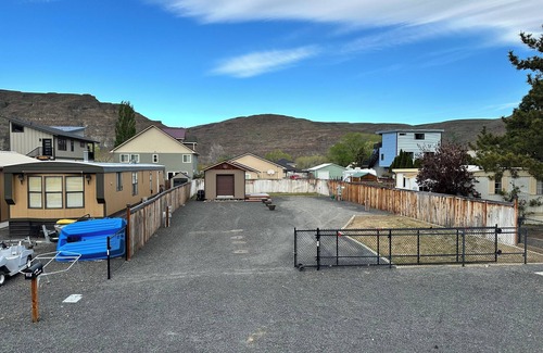 Sunland Estates RV Rental | Family-Friendly Stay at LC Sunland South with RV Hookup