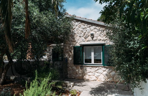 Krizna luka House | Beachfront Bliss: LCT Beach House with Ocean Views