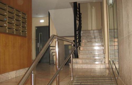 Leon Apartment | Pet-Friendly Getaway at León Arena with Family Amenities