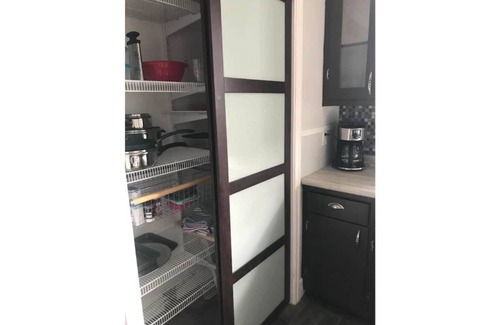 Quartier 4-6 Apartment | Discover Le 163: Family-Friendly Stay near Downtown