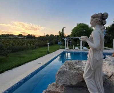Noto House | Oceanfront Retreat at LE 2 eMMe with Pool & Pet Friendly