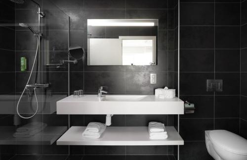 Niveze Hotel | Discover Le 24 Hotel: Exceptional Stay with Family-Friendly Amenities