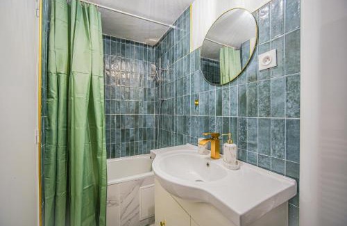 Longperrier Apartment | Discover Family-Friendly Comfort at Le 2en1 Roissy CDG