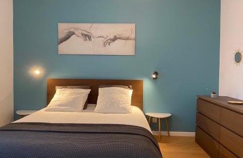 Montlucon Apartment | Modern Comfort at Le 44 - Centrally Located with Pets Welcome