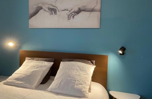 Montlucon Apartment | Modern Comfort at Le 44 - Centrally Located with Pets Welcome
