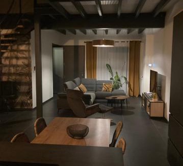 Chateauroux House | Experience Oceanfront Bliss at Le 51 bis - Rated 10/10