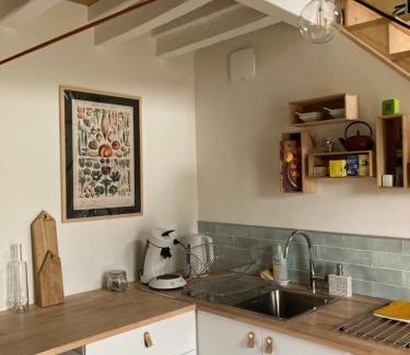 Saint-Seglin House | Discover Le 6: Guest Rated 9.9/10 for Unforgettable Stays