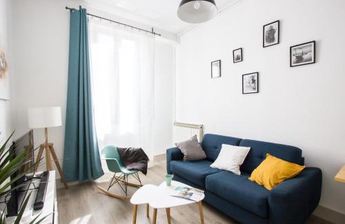 Quartier Chorier-Berriat Apartment | Pet-Friendly Le 62: Relax by the Ocean with Garden Access