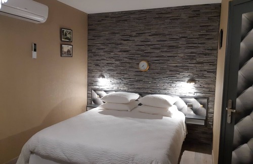 Fumel Hotel | le 72 watt