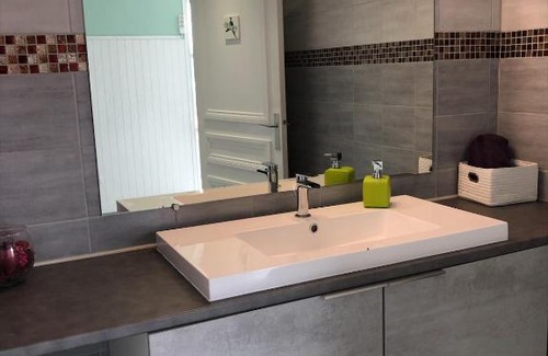 Castres Hotel | Oceanfront Retreat at Le 81 HOTEL: Family-Friendly Stay