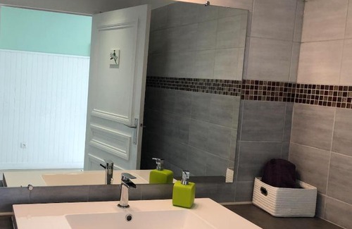 Castres Hotel | Oceanfront Retreat at Le 81 HOTEL: Family-Friendly Stay