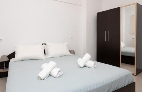 Neapoli-Sykies Apartment | Family-Friendly Stay at Le Alex - Rated 8/10 by Guests