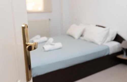Neapoli-Sykies Apartment | Family-Friendly Stay at Le Alex - Rated 8/10 by Guests
