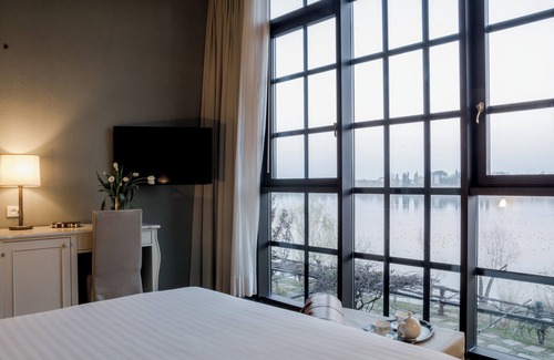 San Benedetto di Lugana Hotel | Explore Le Ali del Frassino: 4-Star Spa & Pool Retreat