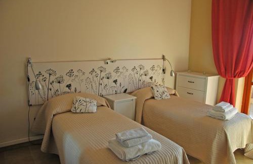 Santa Maria delle Mole Apartment | Budget-Friendly Stay at Le Anfore with Kitchen Amenities