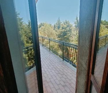 Cupramontana Bed & Breakfast | Pet-Friendly Retreat at Le Api di PE' with Great Amenities