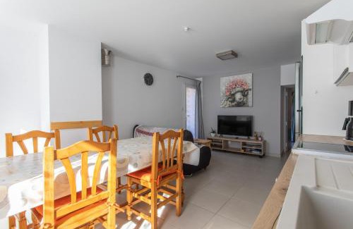 Embrun Apartment | Ideal Stay at Le Bélier: Balcony Room in Embrun City Center