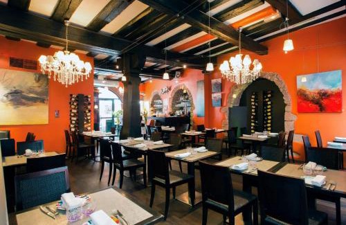 Riquewihr House | Indulge at Le B Cottage & SPA Privé - 5-Star Retreat