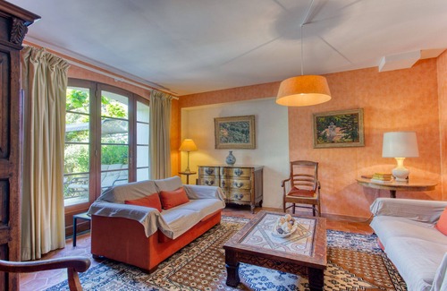 Mormoiron Other | Experience Le Bacalan: A Serene Retreat in Provence