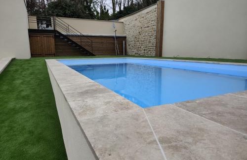 Chablis House | Elegant Le Bacchus: 4-Star Hotel with Family-Friendly Amenities