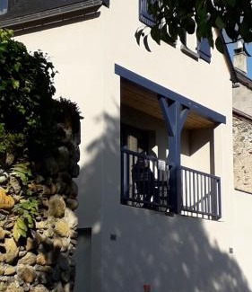 Arreau House | Charming Getaway at Le Balcon Face à l'Aspin, Rated 9.2