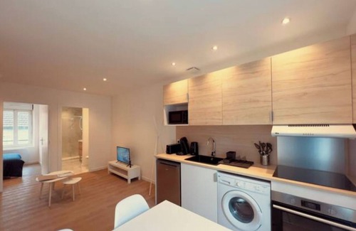 Montlucon Apartment | Discover Family-Friendly Comfort at Le Baltique Hotel
