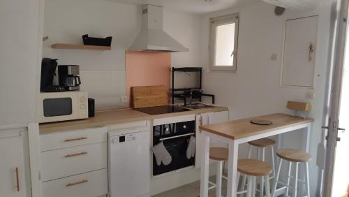 Forges Apartment | Discover Le Bangor Coon: Pet-Friendly with High Ratings