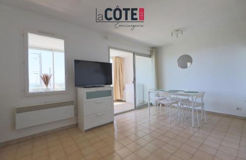 Martigues Apartment | Discover Family-Friendly Comfort at Le Baoucailla