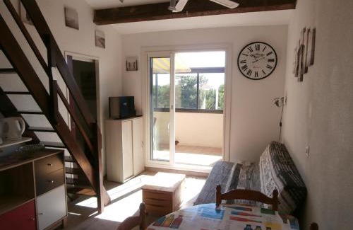 Le Barcares Apartment | Cozy Studio Cabin Near Beach at Résidence La Pêcherie II