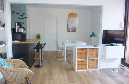 Le Barcares Apartment | Cozy 2-Bedroom Apartment with Oceanfront Views