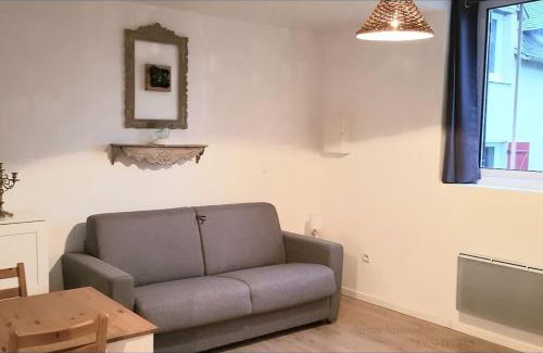 Port-Mort Apartment | Discover Le Barrage: Family-Friendly Getaway with High Ratings