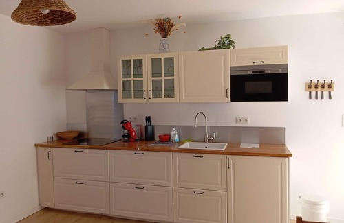 Port-Mort Apartment | Le Barrage is located near the village of Giverny.