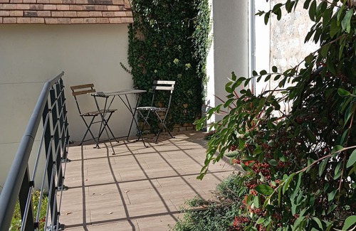 Port-Mort Apartment | Le Barrage is located near the village of Giverny.