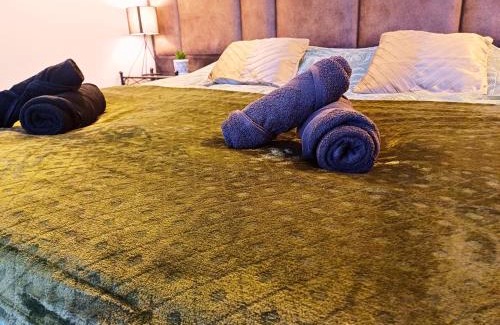 Beauvais Apartment | Le Beau Séjour 2 - Family-Friendly Stay Near Airport