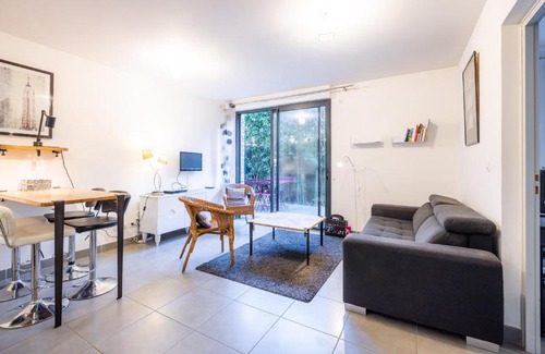 Les Beaux-Arts Apartment | Discover Family-Friendly Comfort at Le Beau Séjour Hotel