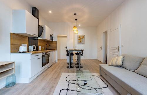 Saint - Agne Apartment | Cozy Le Bel Appart Toulouse with Family and Pet Amenities