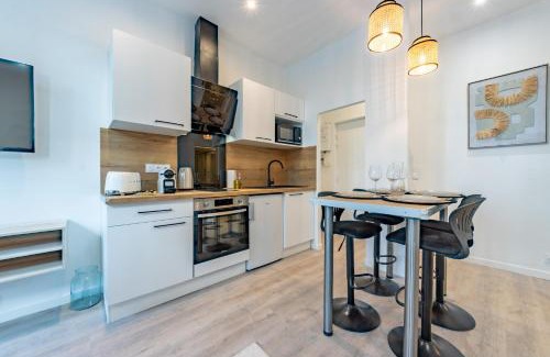 Saint - Agne Apartment | Cozy Le Bel Appart Toulouse with Family and Pet Amenities