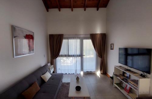 Villa General Belgrano House | Experience Le Bel-Edén: 4-Star Hotel with Pool & Breakfast