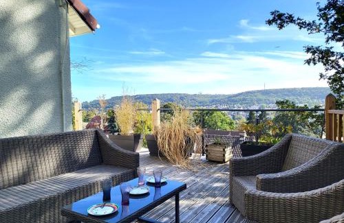 Palaiseau Apartment | Scenic Le Bellevue Apartments with Family-Friendly Amenities