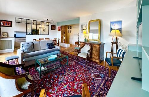 La Celle-sous-Gouzon Apartment | Le Bellevue - appartement raffiné proche Paris