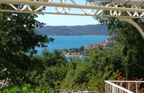 Bauduen House | Relax at Le Belvedère: Family-Friendly Cottage with Pool
